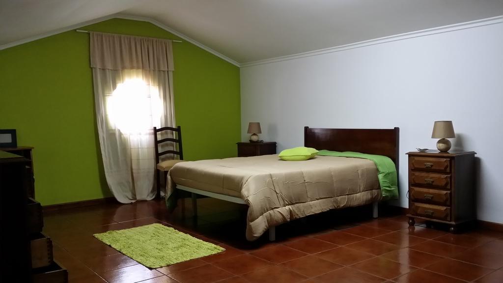 Casa Da Ribeira Holiday home